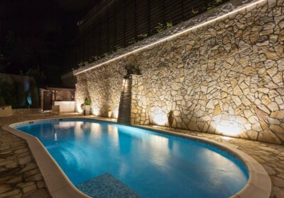 Pool Beleuchtung nachrüsten: So sorgen Sie für Licht am Pool! Beleuchtung im Pool