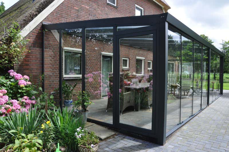 Klant afbeelding: Aluminium terrasoverkapping plat dak