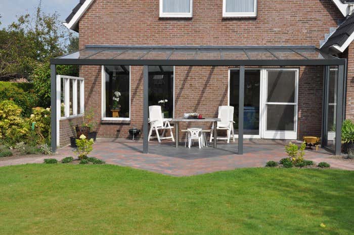 Klant afbeelding: Aluminium terrasoverkapping plat dak