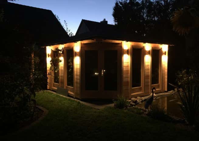 Klant afbeelding: 5-hoekig Tuinhuis Maja ISO