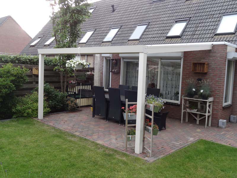 Klant afbeelding: Aluminium terrasoverkapping plat dak