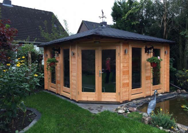 Klant afbeelding: 5-hoekig Tuinhuis Maja ISO