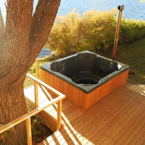 Klant afbeelding: Hot tub - Badkuip met sanitair acryl inzetstuk - Quattro