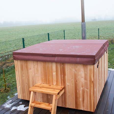 Klant afbeelding: Hot tub - Badkuip met sanitair acryl inzetstuk - Quattro