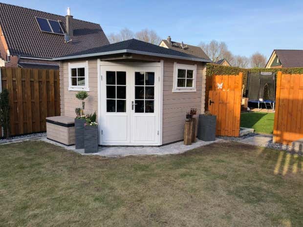Klant afbeelding: 5-hoekig Tuinhuis model Claudia-28
