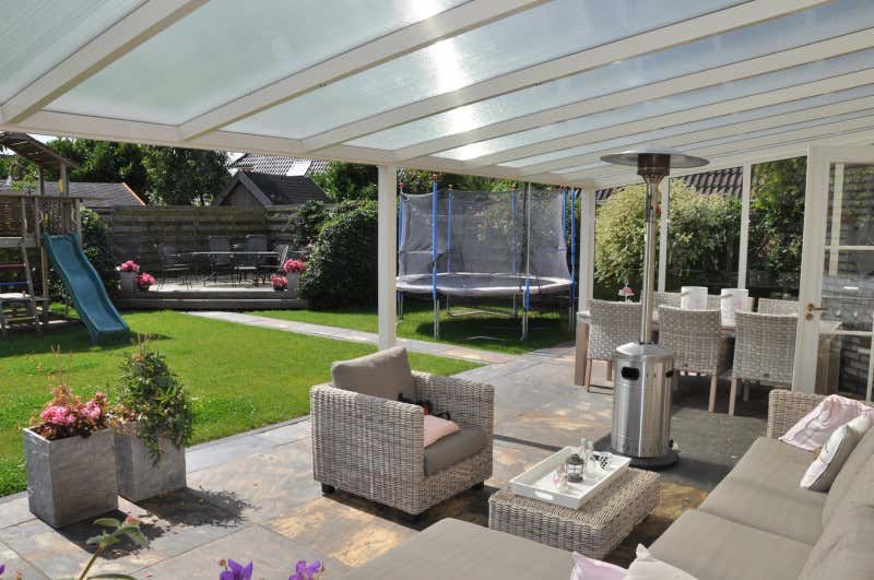 Klant afbeelding: Aluminium terrasoverkapping plat dak