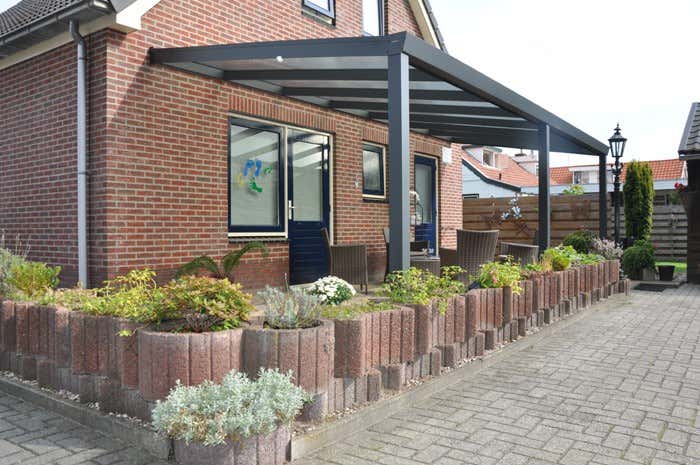 Klant afbeelding: Aluminium terrasoverkapping plat dak